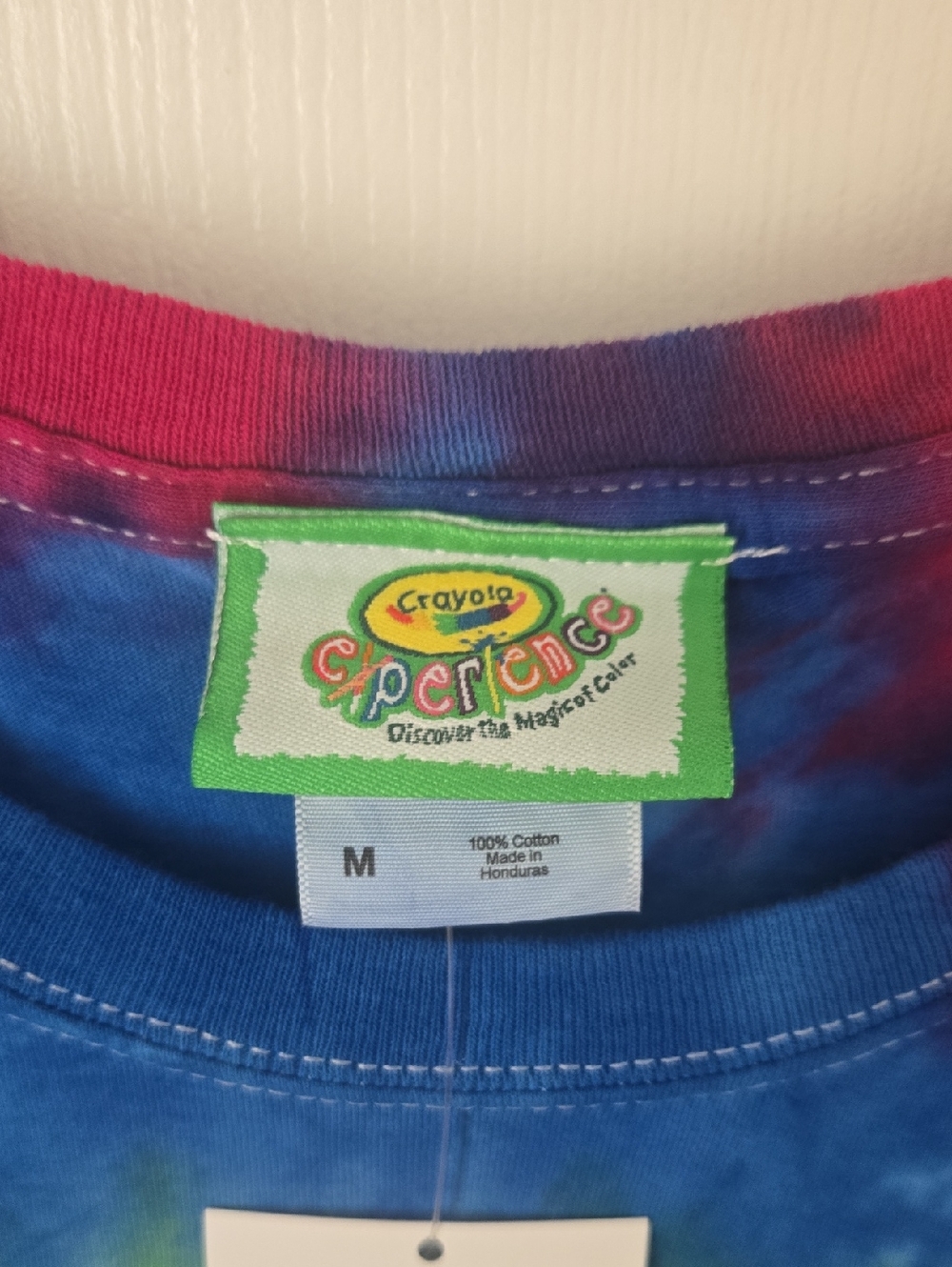 Crayola Adult Unisex Tie-Dye Spiral Logo T-Shirt - Multicolor Size Medium - Picture 2 of 4